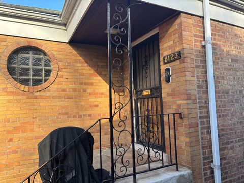 Tiny photo for 8123 S Kingston Avenue, Chicago, IL 60617 (MLS # 12498143)