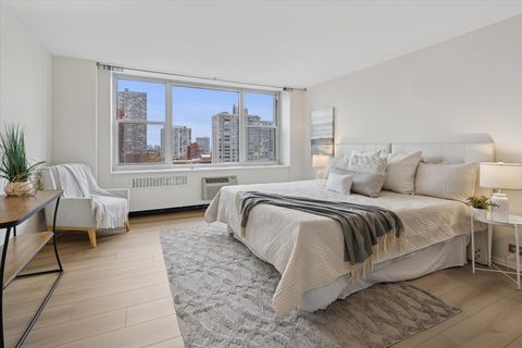 Tiny photo for 4250 N Marine Drive #1410, Chicago, IL 60613 (MLS # 12503423)