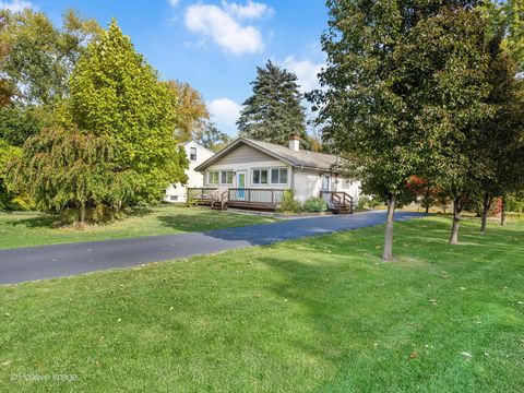 6029 Pershing Avenue Downers Grove IL 60516