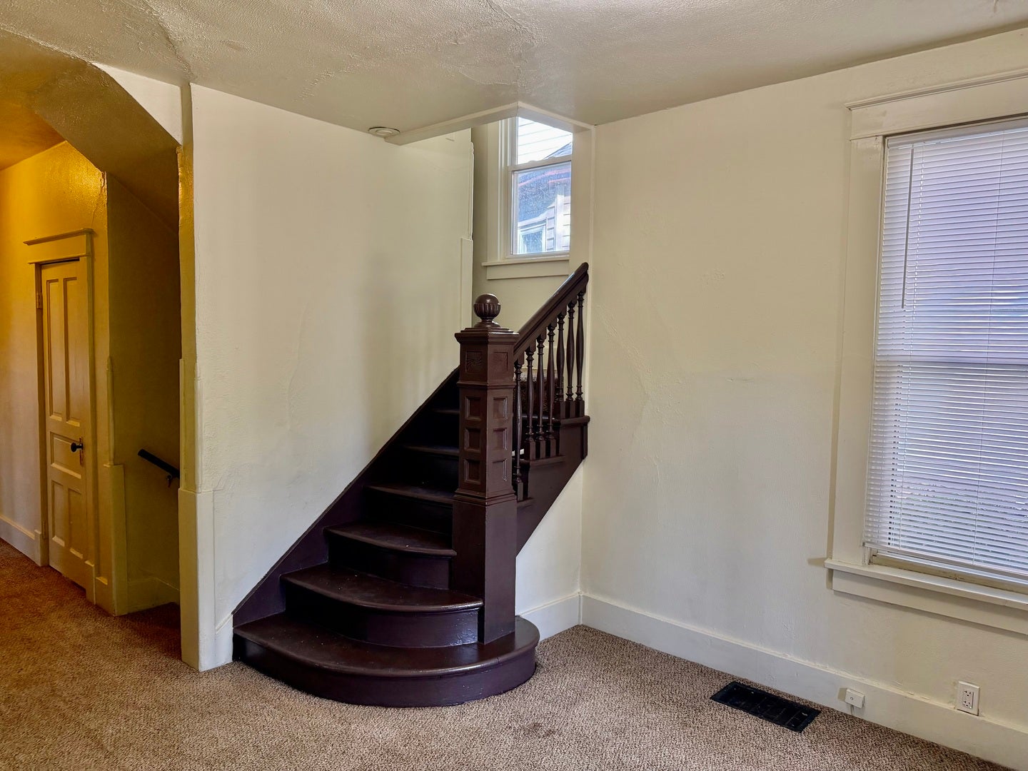 1112 N Gaines Street