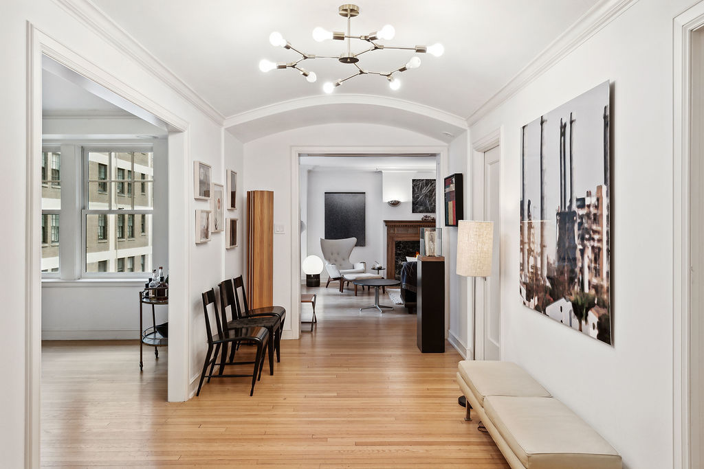 415 W Aldine Avenue 9D