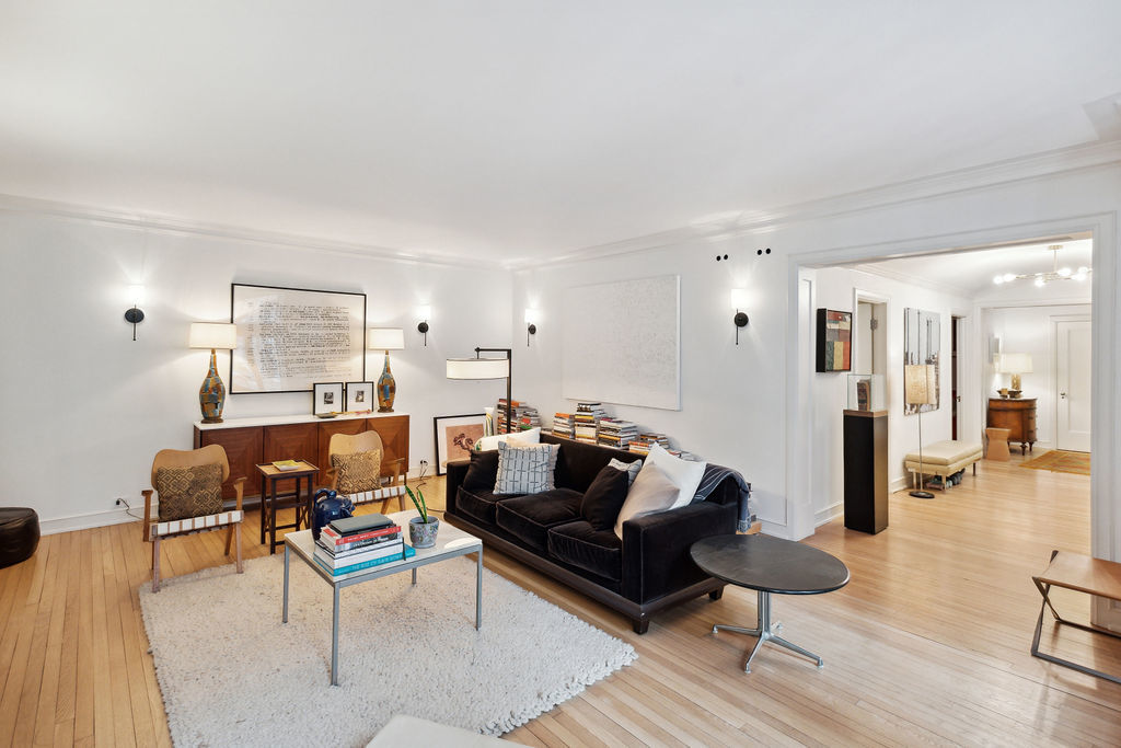 415 W Aldine Avenue 9D