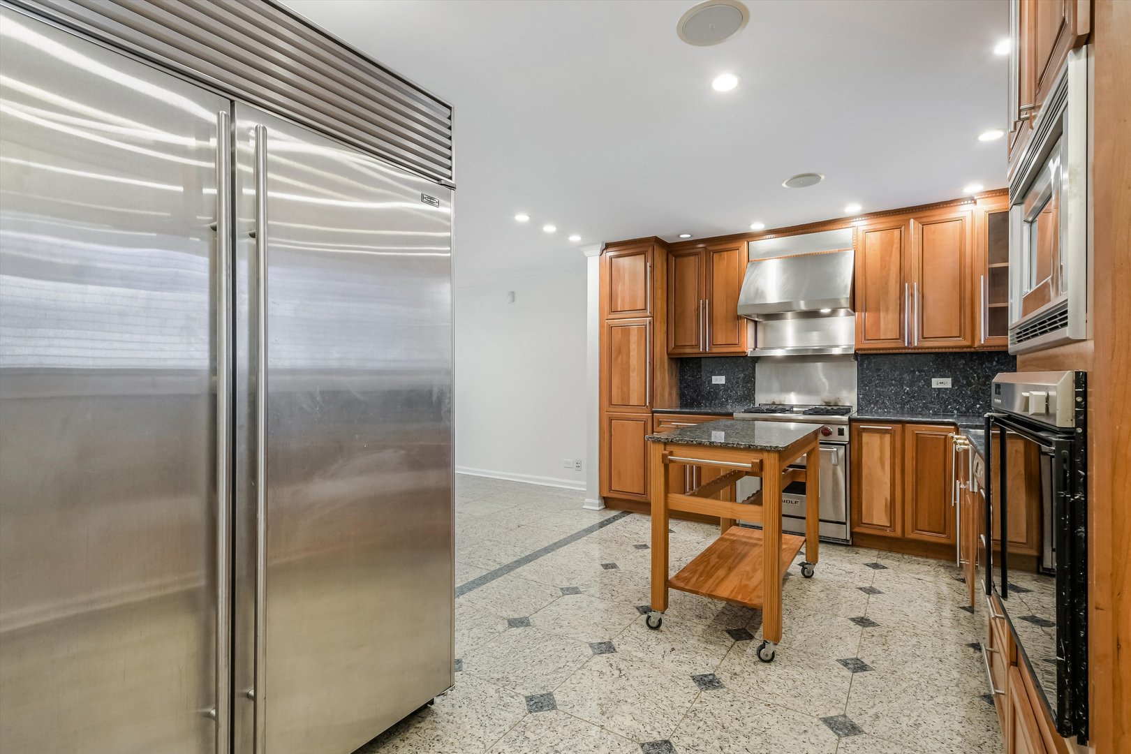 1073 S Park Terrace 207