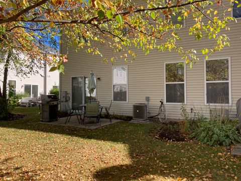 Tiny photo for 3871 Blackstone Drive, Aurora, IL 60504 (MLS # 12504151)