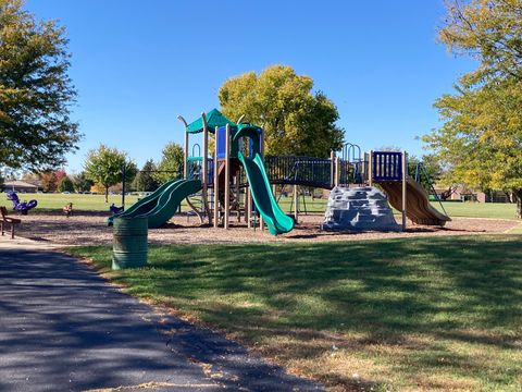 Tiny photo for 3871 Blackstone Drive, Aurora, IL 60504 (MLS # 12504151)