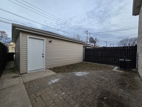 Tiny photo for 4063 S rockwell Street, Chicago, IL 60632 (MLS # 12535700)