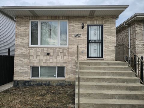 Photo of 4063 S rockwell Street, Chicago, IL 60632 (MLS # 12535700)