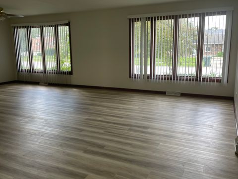 Tiny photo for 307 S Walnut Street, Glenwood, IL 60425 (MLS # 12458409)