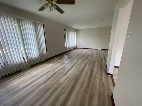 Tiny photo for 307 S Walnut Street, Glenwood, IL 60425 (MLS # 12458409)
