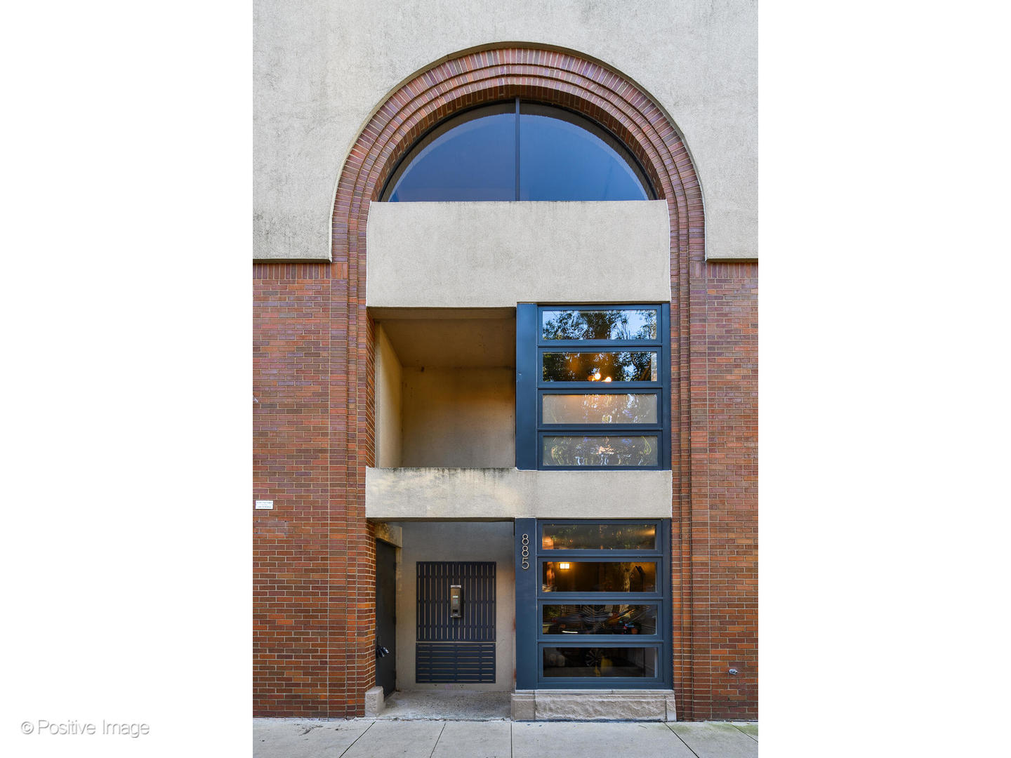 885 W Lill Avenue 3