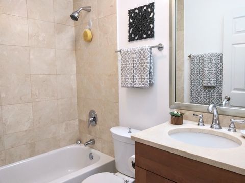 Tiny photo for 450 W Briar Place #6M, Chicago, IL 60657 (MLS # 12605700)