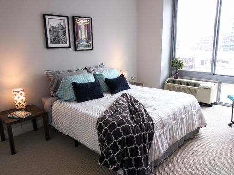 Tiny photo for 450 W Briar Place #6M, Chicago, IL 60657 (MLS # 12605700)