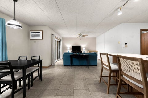 Tiny photo for 649 N Briar Hill Lane #1, Addison, IL 60101 (MLS # 12790796)