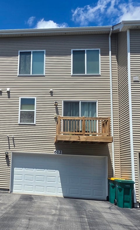 Tiny photo for 612 Spring Leaf Drive, Joliet, IL 60431 (MLS # 12683480)