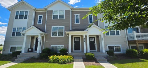 Photo of 612 Spring Leaf Drive, Joliet, IL 60431 (MLS # 12683480)