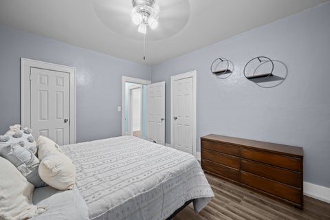 Tiny photo for 922 Madison Street, Davenport, IA 52804 (MLS # 12754124)