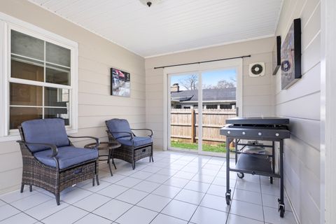 Tiny photo for 1118 Blakely Street, Woodstock, IL 60098 (MLS # 12626501)