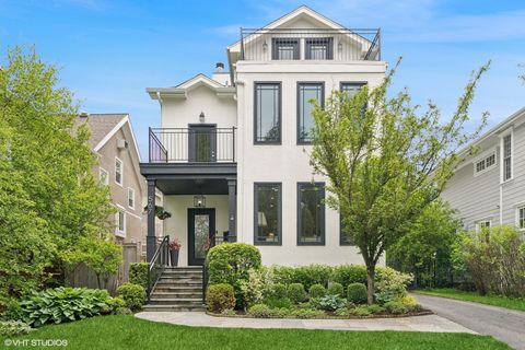 567 Provident Avenue Winnetka IL 60093