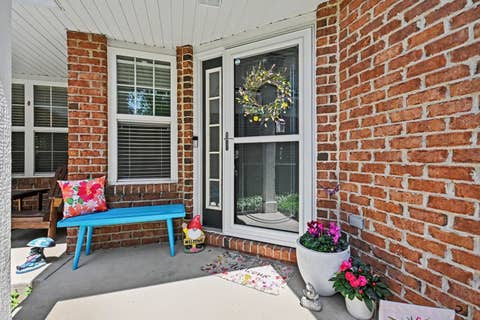 Tiny photo for 1102 Iron Horse Court, Elgin, IL 60124 (MLS # 12726045)