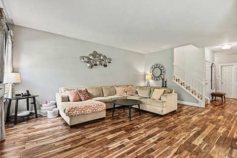 Tiny photo for 1102 Iron Horse Court, Elgin, IL 60124 (MLS # 12726045)