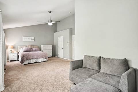 Tiny photo for 1102 Iron Horse Court, Elgin, IL 60124 (MLS # 12726045)