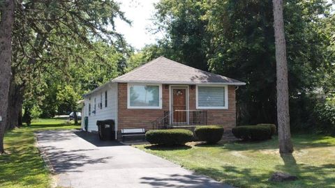 5003 Parkview Drive Mccullom Lake IL 60050