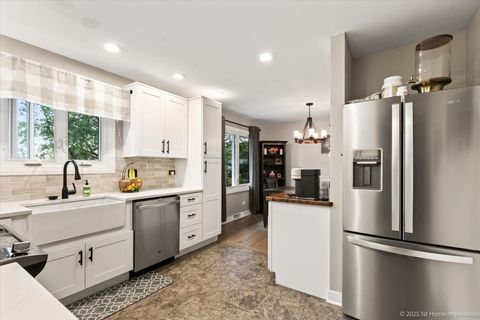 Tiny photo for 15309 Walnut Road, Oak Forest, IL 60452 (MLS # 12495060)