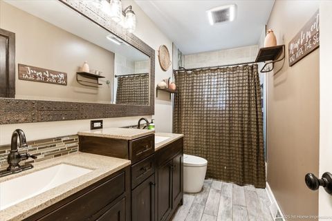 Tiny photo for 15309 Walnut Road, Oak Forest, IL 60452 (MLS # 12495060)