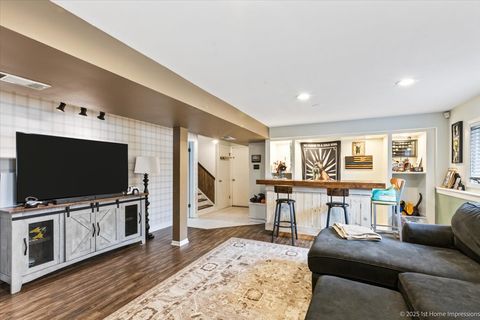 Tiny photo for 15309 Walnut Road, Oak Forest, IL 60452 (MLS # 12495060)