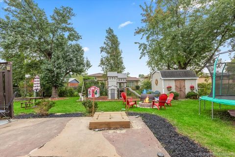 Tiny photo for 15309 Walnut Road, Oak Forest, IL 60452 (MLS # 12495060)
