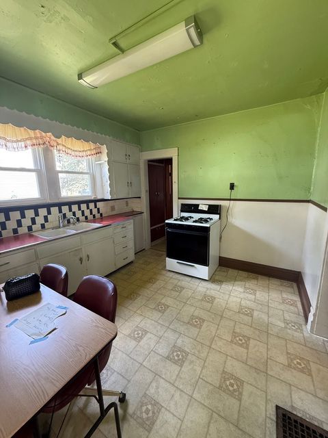 Tiny photo for 623 Sterling Avenue, Dixon, IL 61021 (MLS # 12694824)