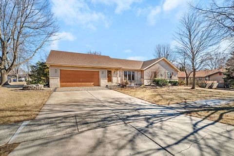 Tiny photo for 214 Deerpath Drive, Minooka, IL 60447 (MLS # 12574061)