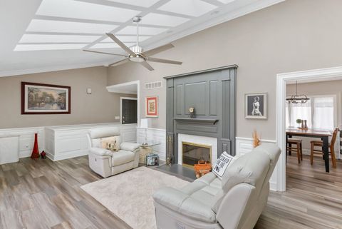 Tiny photo for 3719 N Thornwood Avenue, Davenport, IA 52806 (MLS # 12604709)