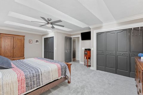 Tiny photo for 3719 N Thornwood Avenue, Davenport, IA 52806 (MLS # 12604709)