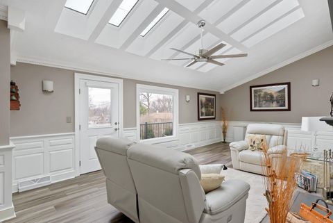 Tiny photo for 3719 N Thornwood Avenue, Davenport, IA 52806 (MLS # 12604709)