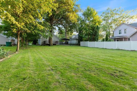 Tiny photo for 113 E Ottawa Street, Sycamore, IL 60178 (MLS # 12489381)