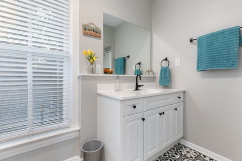 Tiny photo for 113 E Ottawa Street, Sycamore, IL 60178 (MLS # 12489381)
