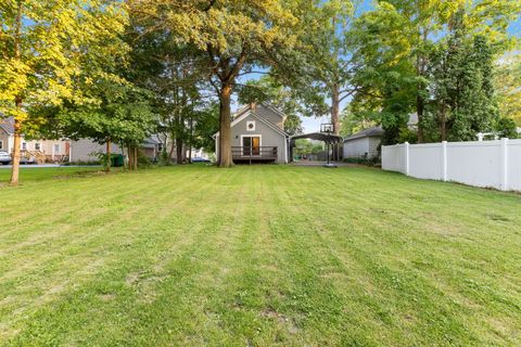 Tiny photo for 113 E Ottawa Street, Sycamore, IL 60178 (MLS # 12489381)