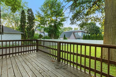 Tiny photo for 113 E Ottawa Street, Sycamore, IL 60178 (MLS # 12489381)