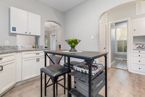 Tiny photo for 113 E Ottawa Street, Sycamore, IL 60178 (MLS # 12489381)