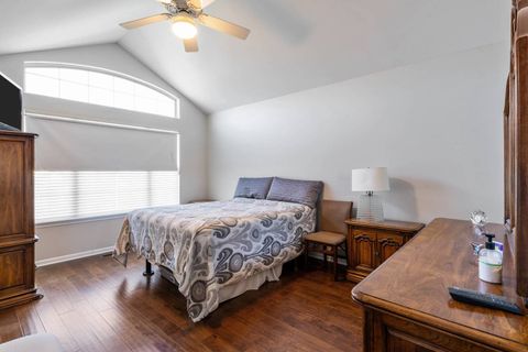 Tiny photo for 232 Manor Drive, Buffalo Grove, IL 60089 (MLS # 12519142)