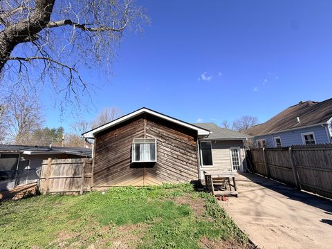 Tiny photo for 2123 Clay Street, Murphysboro, IL 62966 (MLS # 12595148)