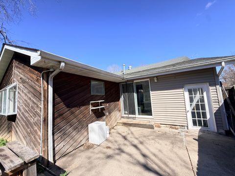 Tiny photo for 2123 Clay Street, Murphysboro, IL 62966 (MLS # 12595148)