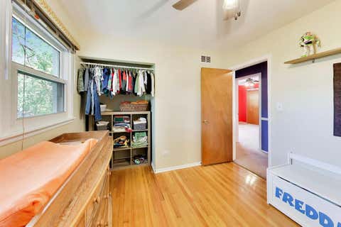 Tiny photo for 8 Charles Court, Buffalo Grove, IL 60089 (MLS # 12680144)