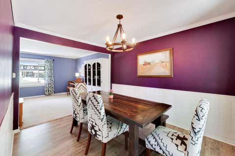 Tiny photo for 8 Charles Court, Buffalo Grove, IL 60089 (MLS # 12680144)