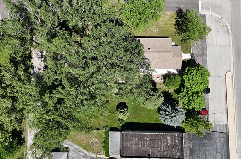 Tiny photo for 8420 Archer Avenue, Willow Springs, IL 60480 (MLS # 12406558)