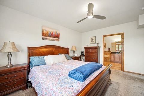 Tiny photo for 8505 Woodward Avenue #403, Woodridge, IL 60517 (MLS # 12656362)