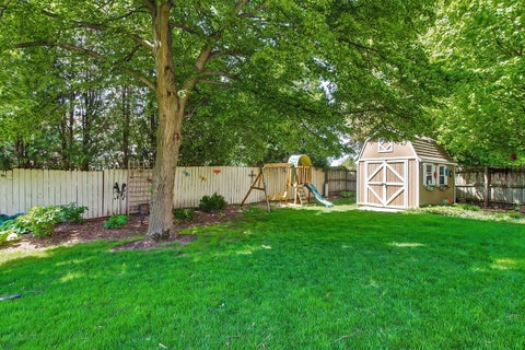 Tiny photo for 4809 Joyce Lane, McHenry, IL 60050 (MLS # 12660339)