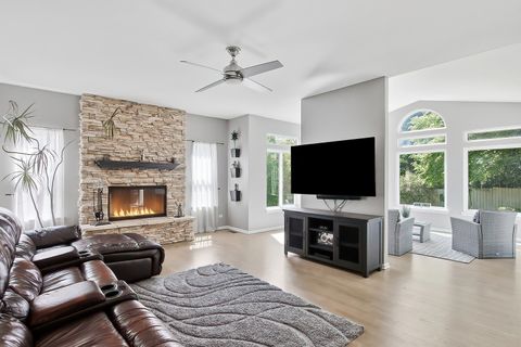 Tiny photo for 4809 Joyce Lane, McHenry, IL 60050 (MLS # 12660339)