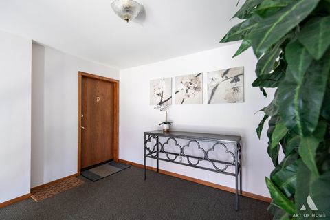 Tiny photo for 10820 Kathleen Court #D, Palos Hills, IL 60465 (MLS # 12482209)